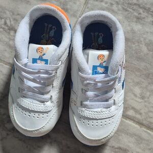 Reebok Kids Sneakers in White and Blue with Orange Accents